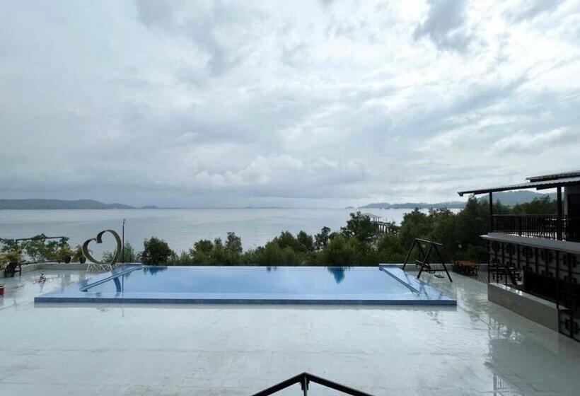 اتاق سوپریور, Pearl Andaman Resort Ranong Koh Koo