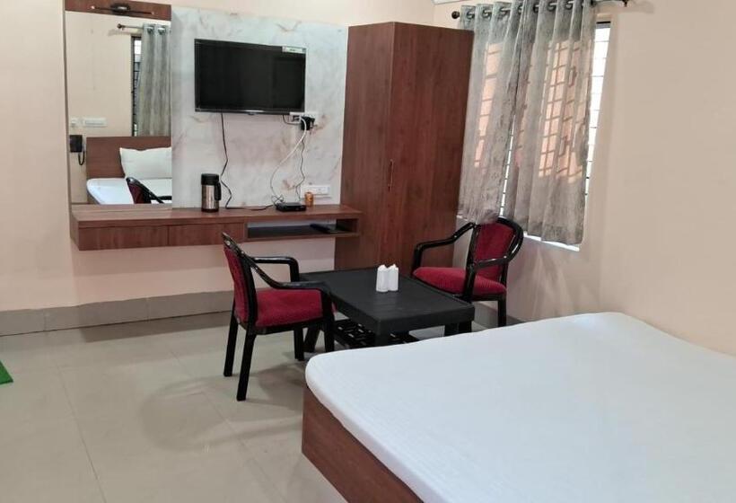 Номер Deluxe, New Mouchak Hotel & Resorts