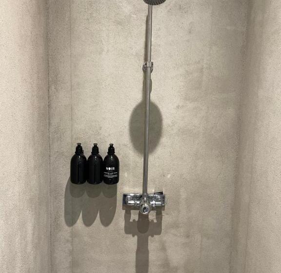 غرفة ديلوكس, Chambre Hotell