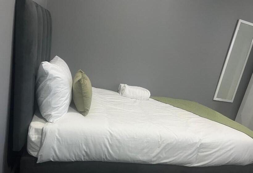Номер Стандарт, M & B Backpackers