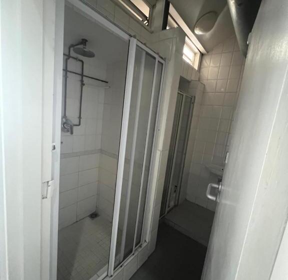 Номер Стандарт, M & B Backpackers