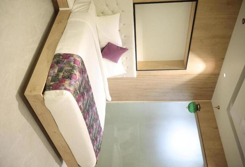 Люкс Повышенной Комфортности, Mayuri Inn