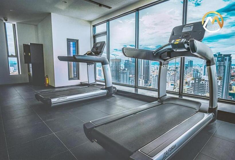 带阳台的豪华间, M Residence Hotel And Serviced Apartment