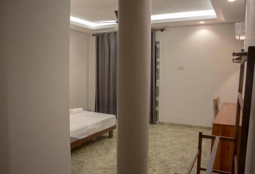 Номер Стандарт, Varinias Beach Villa