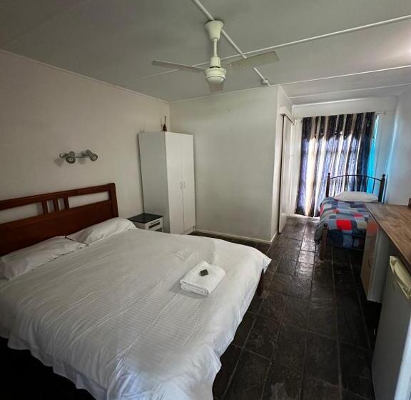 디럭스 룸, Colosseum Creek Motel