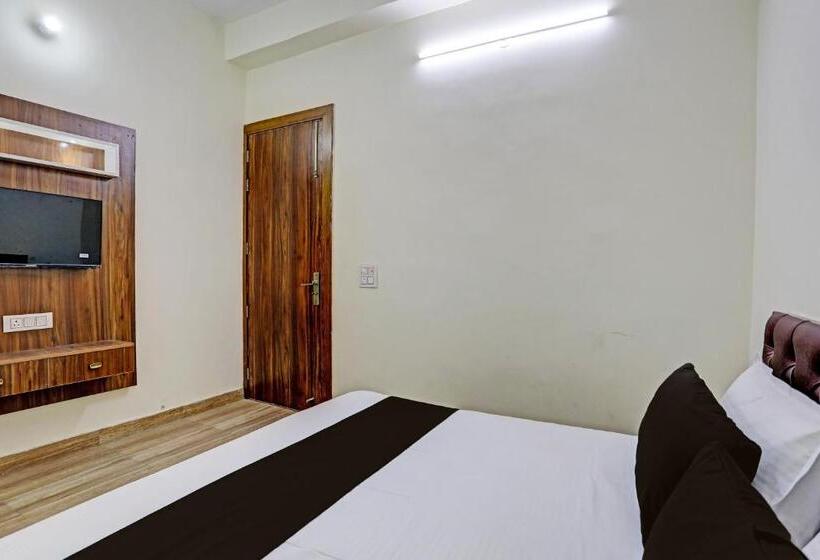 Трехместный Номер Классика, Oyo Hotel Sky Land