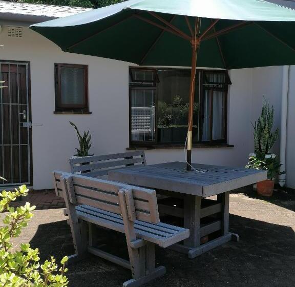 Люкс, Fair Haven Guest Suite Self Catering