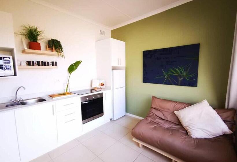Люкс, Fair Haven Guest Suite Self Catering