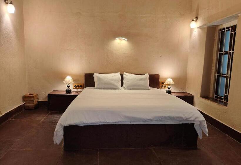 Люкс Superior, Bastar Greens Eco Stays