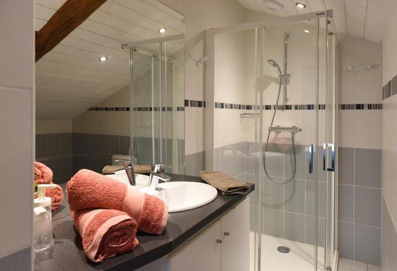 Номер Стандарт, Auberge Du Couvige