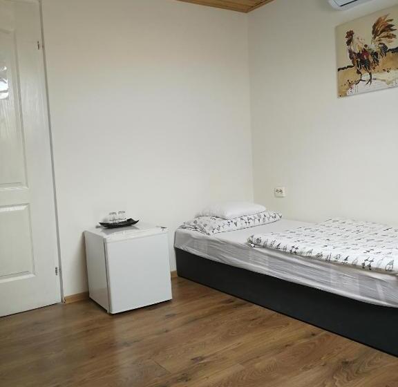 Номер Стандарт, Manoka Guest House