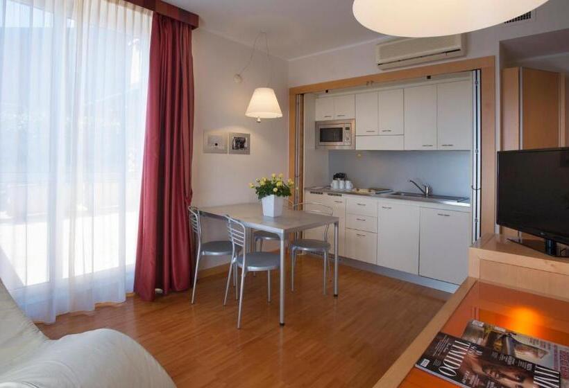 Superior Svit, Albaresidence Masera26