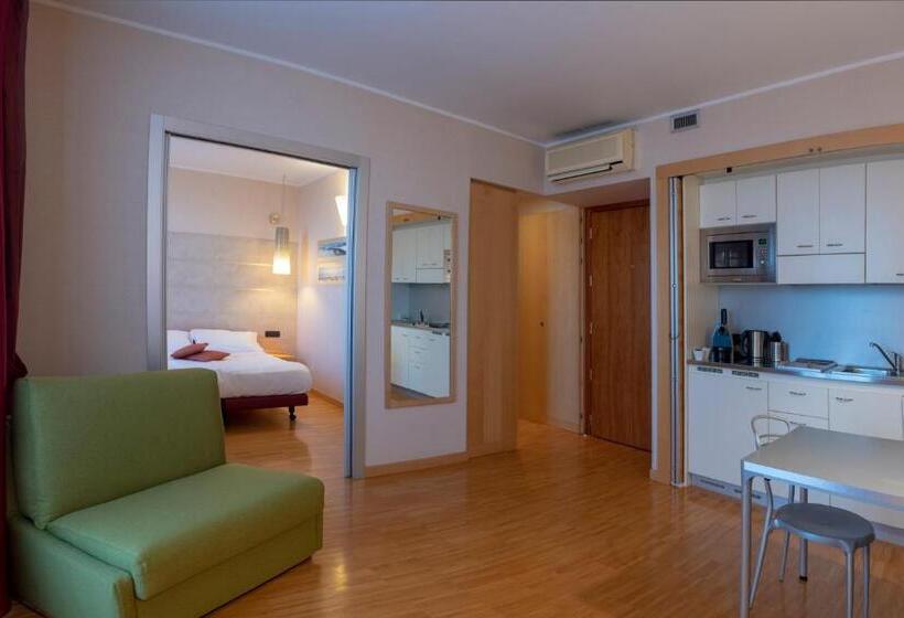 سوییت جونیور, Albaresidence Masera26