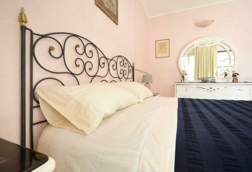 جناح سوبيريور مطل علي البحر, Mar Dei Poeti   Luxury Suites