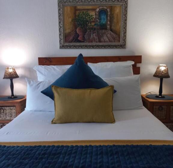 Camera Standard, J'cups Guest House