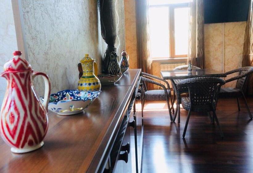 标准间, Mavie Guest House