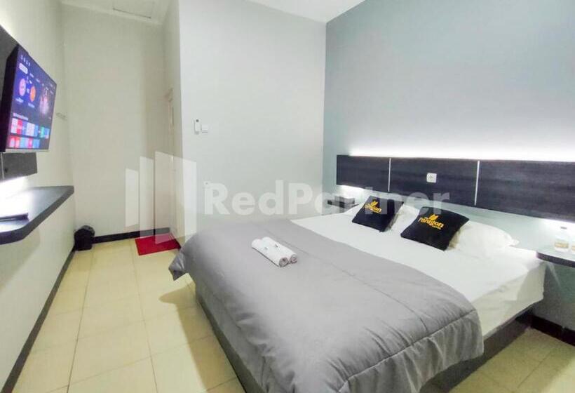 수피리어 룸, The Paragon Hotel Cilacap Redpartner
