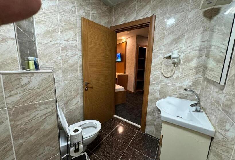 标准三人间, E5 Park Otel