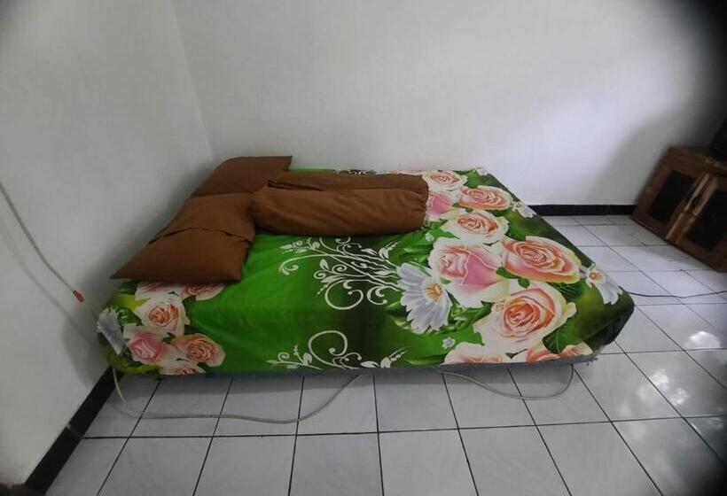 이코노미 룸, Spot On 93655 Home Stay Syariah Habibie