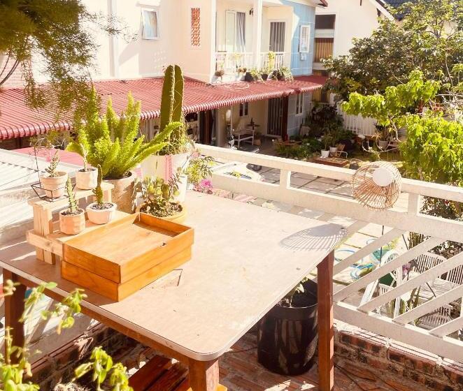 اتاق استاندارد چهار تخته, Chái Nho Homestay