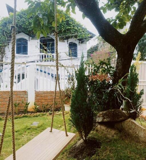 استودیوی استاندارد, Chái Nho Homestay