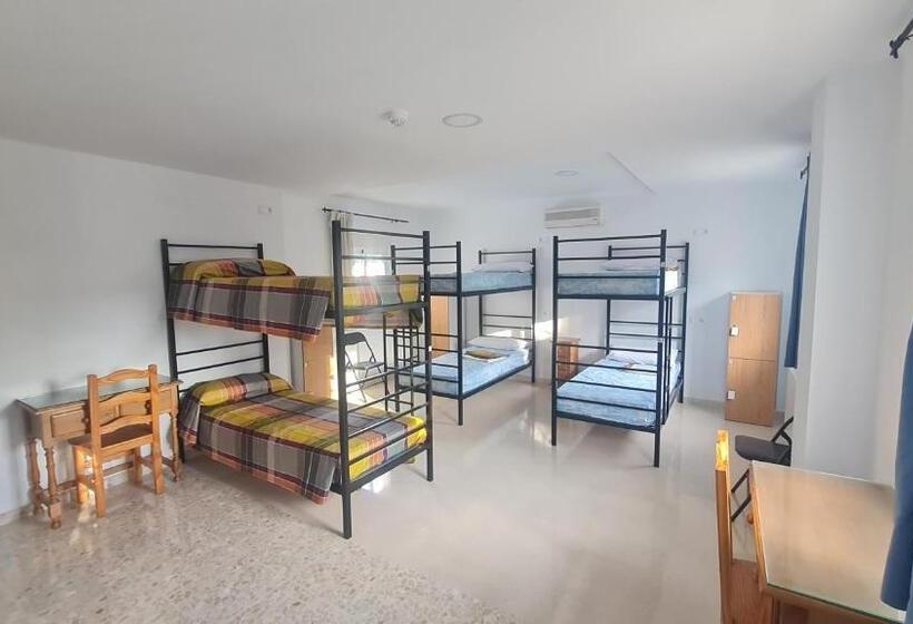 Семейный Номер, Albergue La Tiñosa
