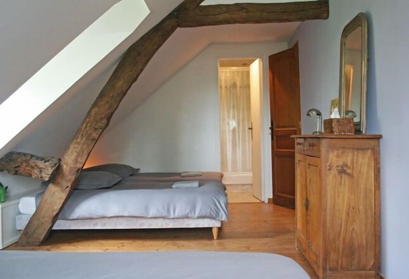 Семейный Номер, Le Petit Manoir De La Vernelle