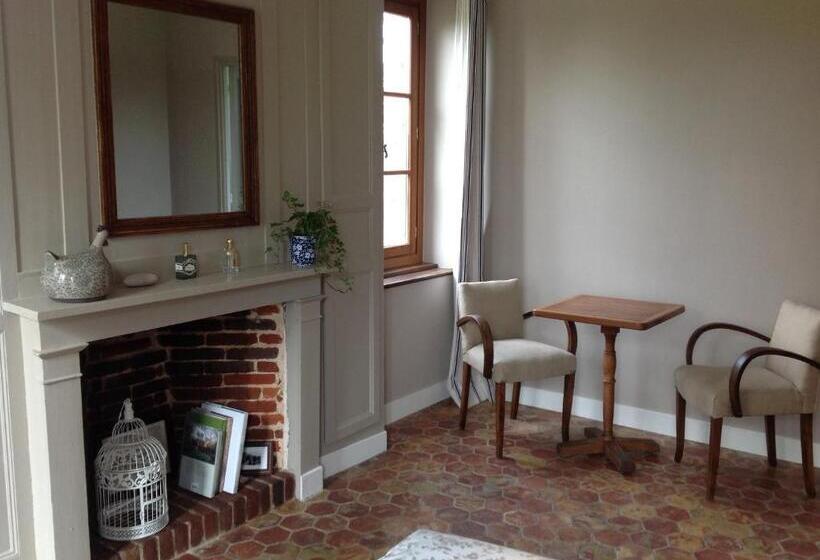 Номер Комфорт, Le Petit Manoir De La Vernelle