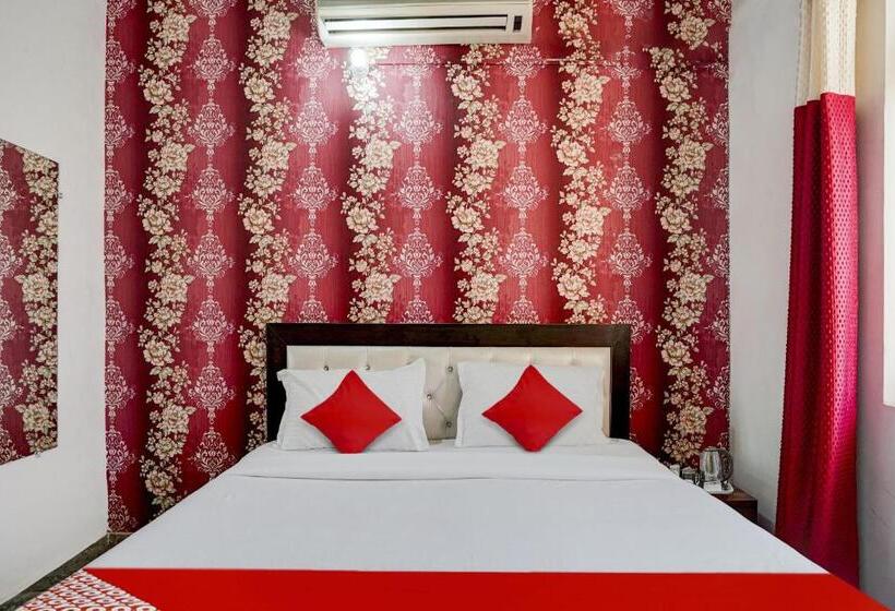 Трехместный Номер Классика, Flagship The Royal Guest House