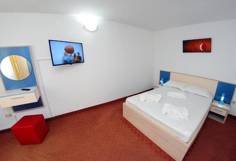 스위트, Apartamente Liliacul