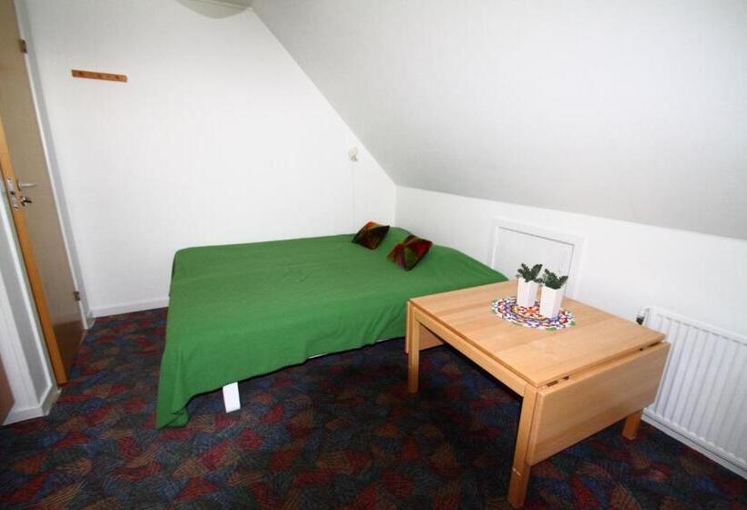 اتاق استاندارد با سرویس بهداشتی مشترک, Igdlo Guesthouse