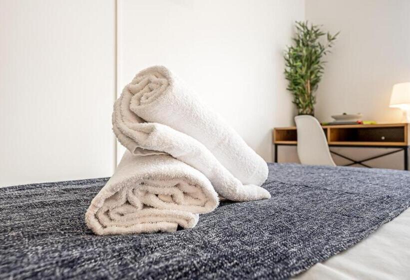 스탠다드 발코니 룸, Santos Mattos Guesthouse & Apartments By Lisbon With Sintra