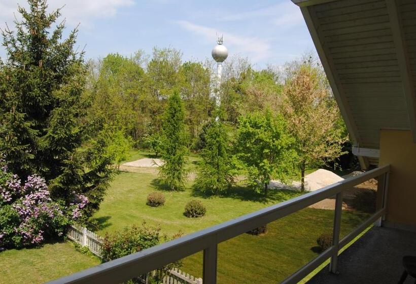 Семейный Номер, Villa Hedi Panzió