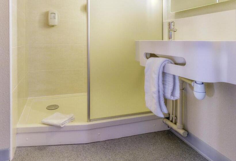 Четырехместный Номер Стандарт, B&b Hotel Marseille Les Ports