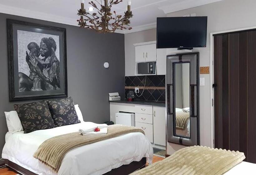 Семейный Номер, Lamon Guesthouse