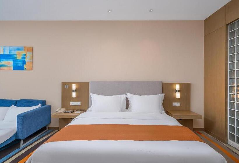 Номер Superior, Guangzhou Baiyun Airport Rejoice By Argyle Hotel Rehe Metro Exit B   Free Shuttle Bus Is Provided Du