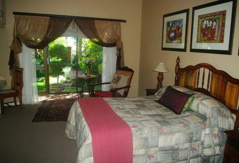חדר משפחתי, Primavera Guest House