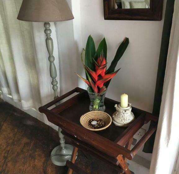 디럭스 룸, Meru House Lekisilai