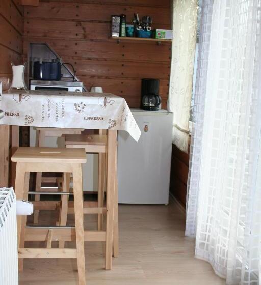 اتاق استاندارد سه نفره, Messezimmer 4u