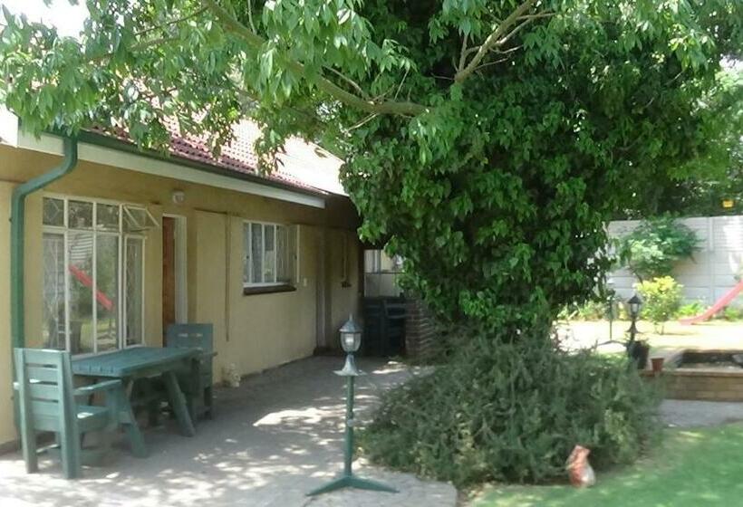 Номер Стандарт, Emerald Guesthouse