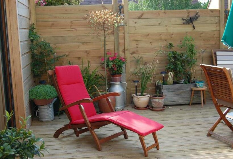 Номер Стандарт Вид на Сад, Couette Et Cafe Creme