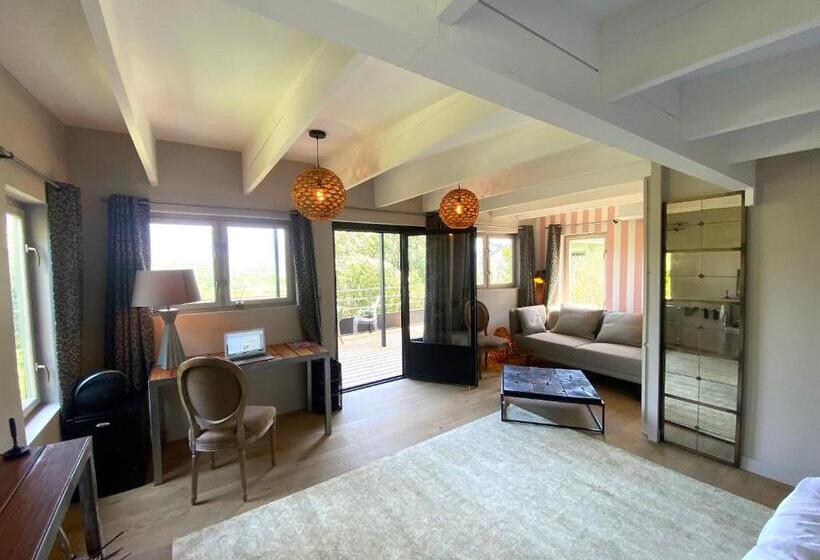 Номер Deluxe, Hôtel La Maison De Crillon