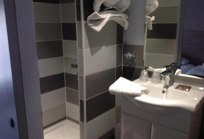 Семейный Номер Классика, Hôtel L Univers