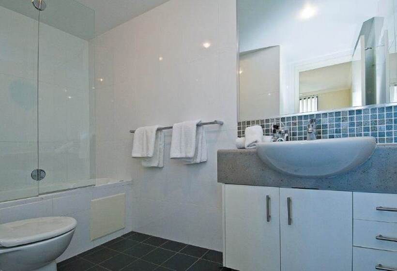 Апартаменты 2 Спальни, Aqualine Apartments