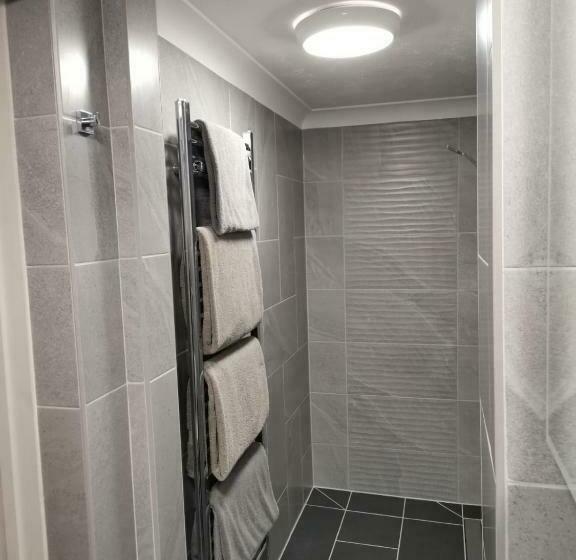 Семейный Номер, Church Farm Guest House