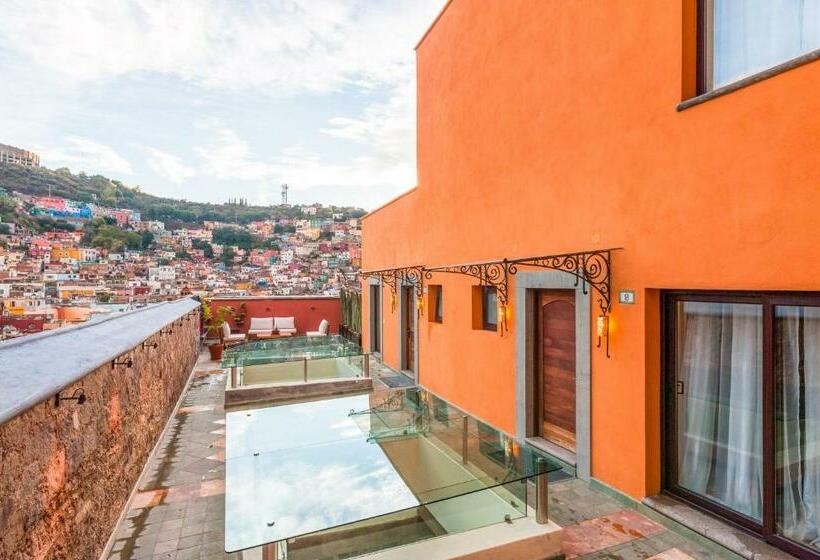 سوییت جونیور, Casa Del Rector Hotel Boutique