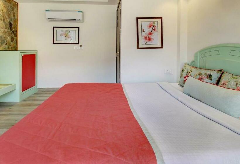 Номер Стандарт Вид на Озеро, Lakeside Inn Nainital