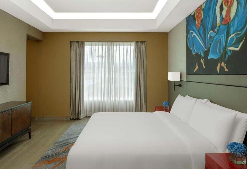Номер Deluxe, Radisson Blu Faridabad