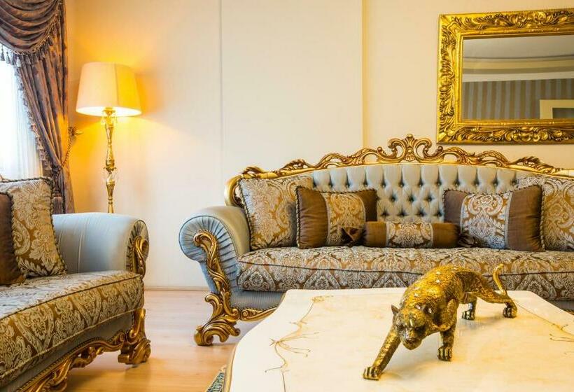 침실 3개 아파트, Real King Suite
