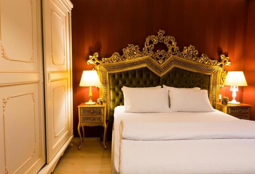 침실 3개 아파트, Real King Suite